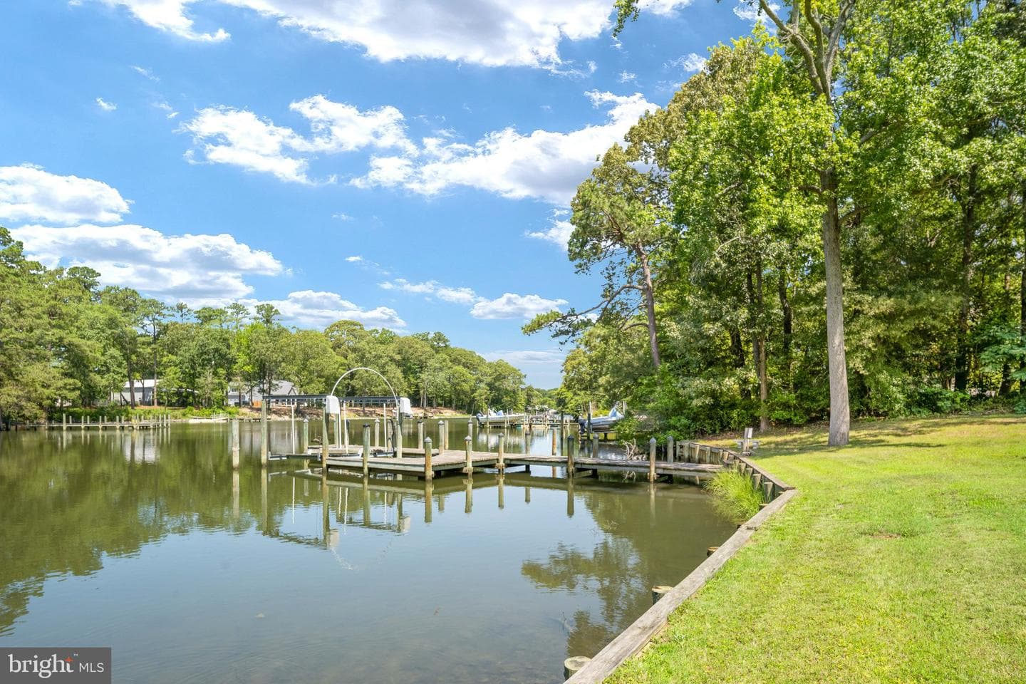 279 Harbor Dr photo 82