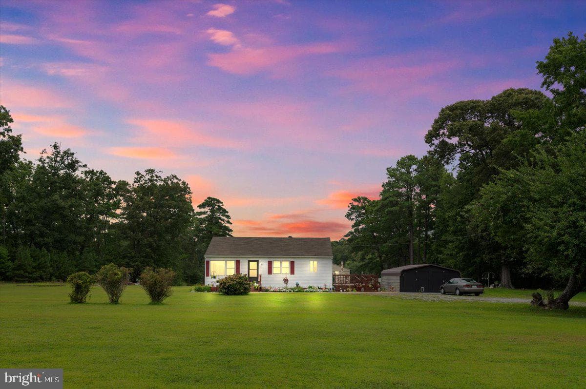 141 Raintree Lane photo 1