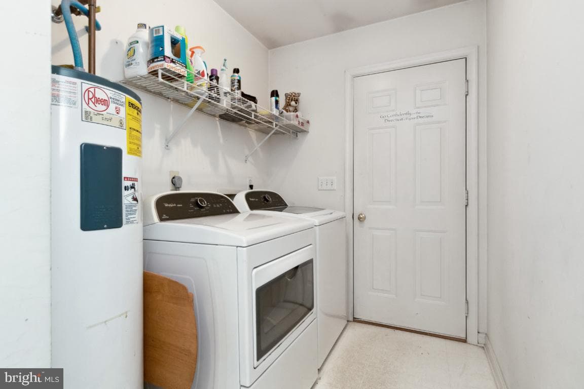 4004 Lakeview Parkway photo 12