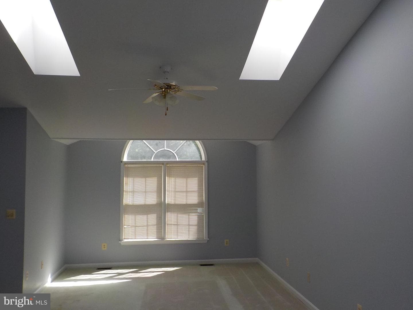 521 Mt Pleasant Drive photo 6