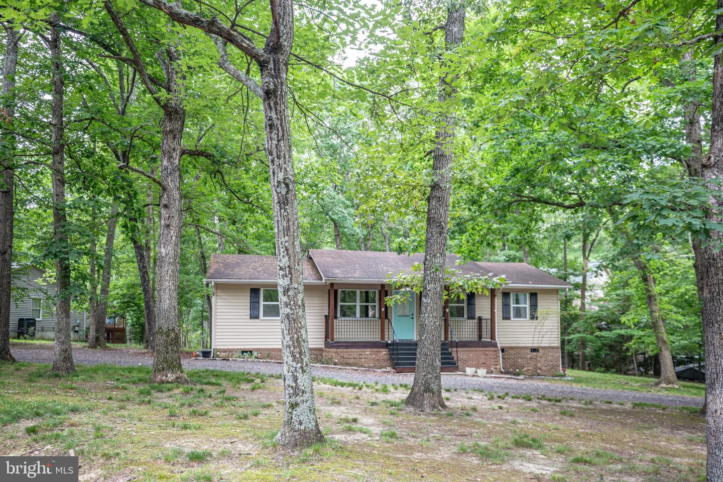 100 Creekside Drive photo 3