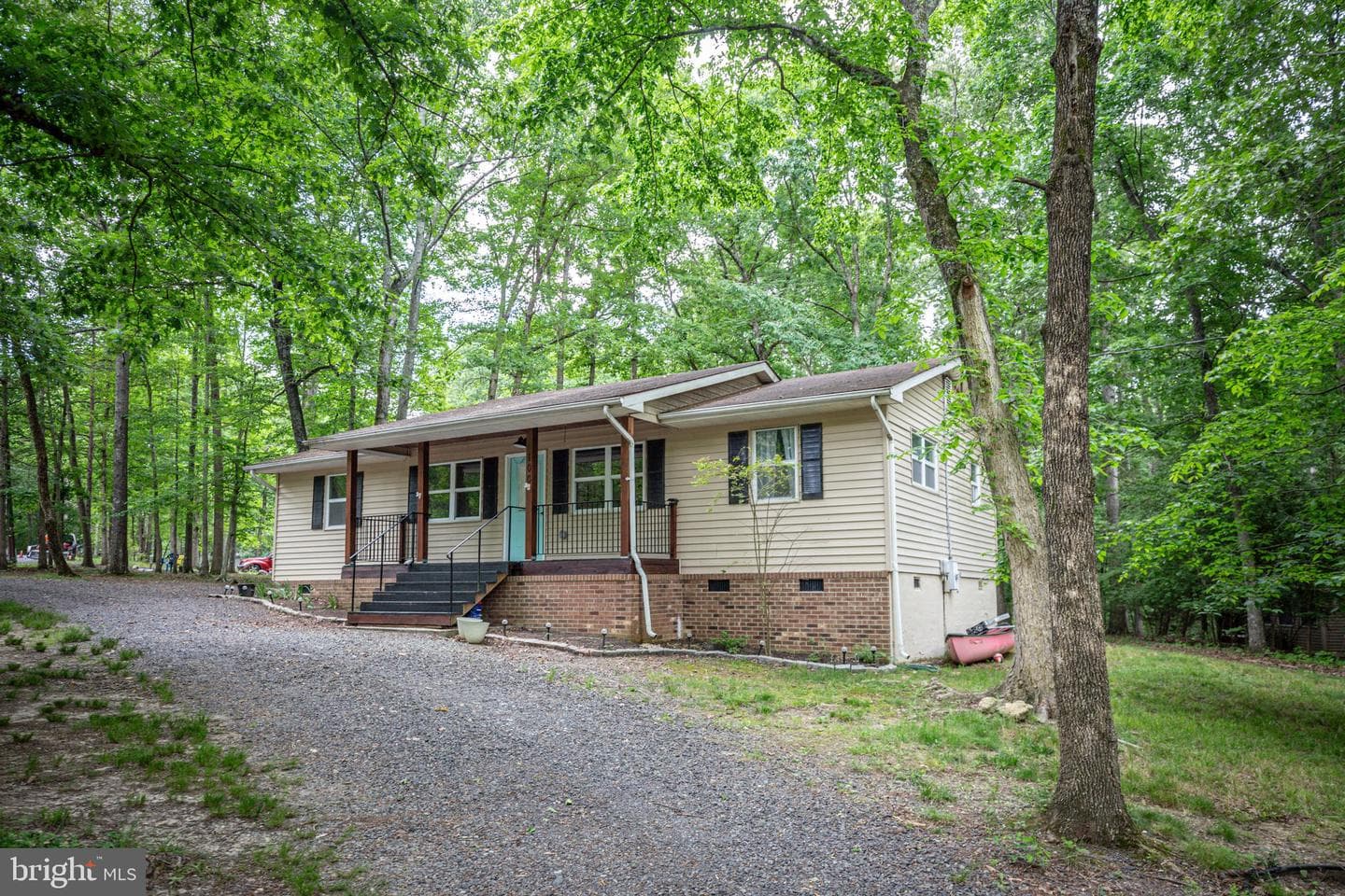 100 Creekside Drive photo 4