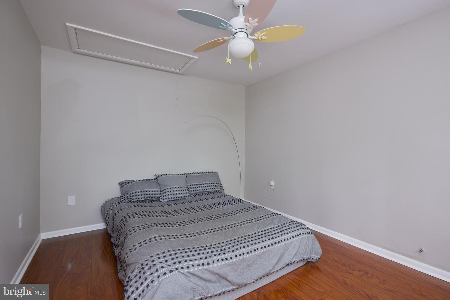 111 Chesterfield Court photo 44