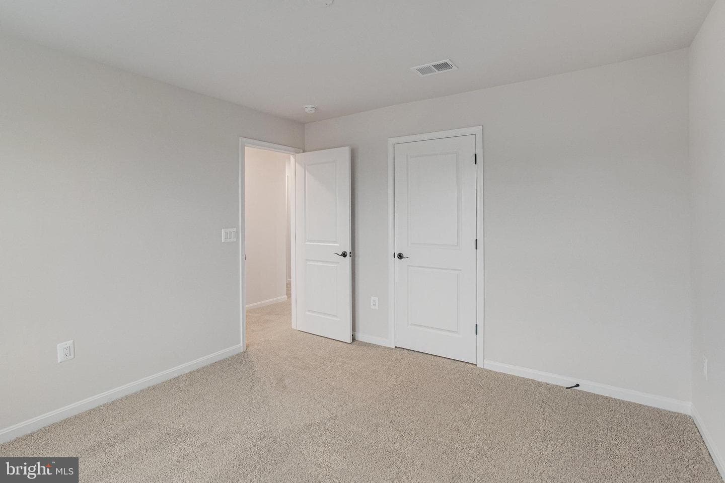 627 Clover Lane photo 13