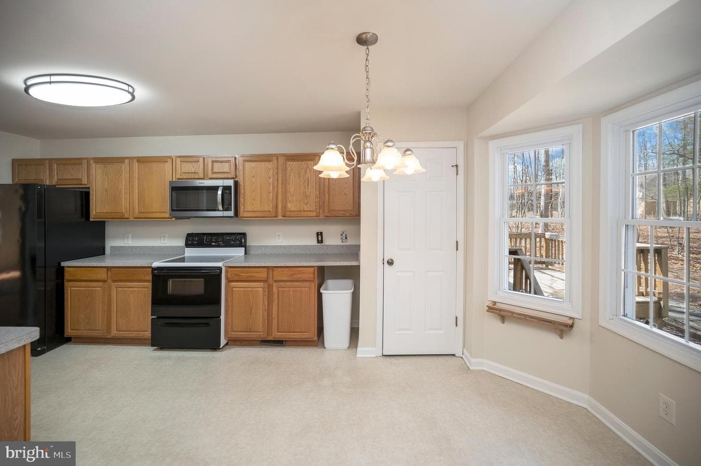 142 Washington Street photo 13