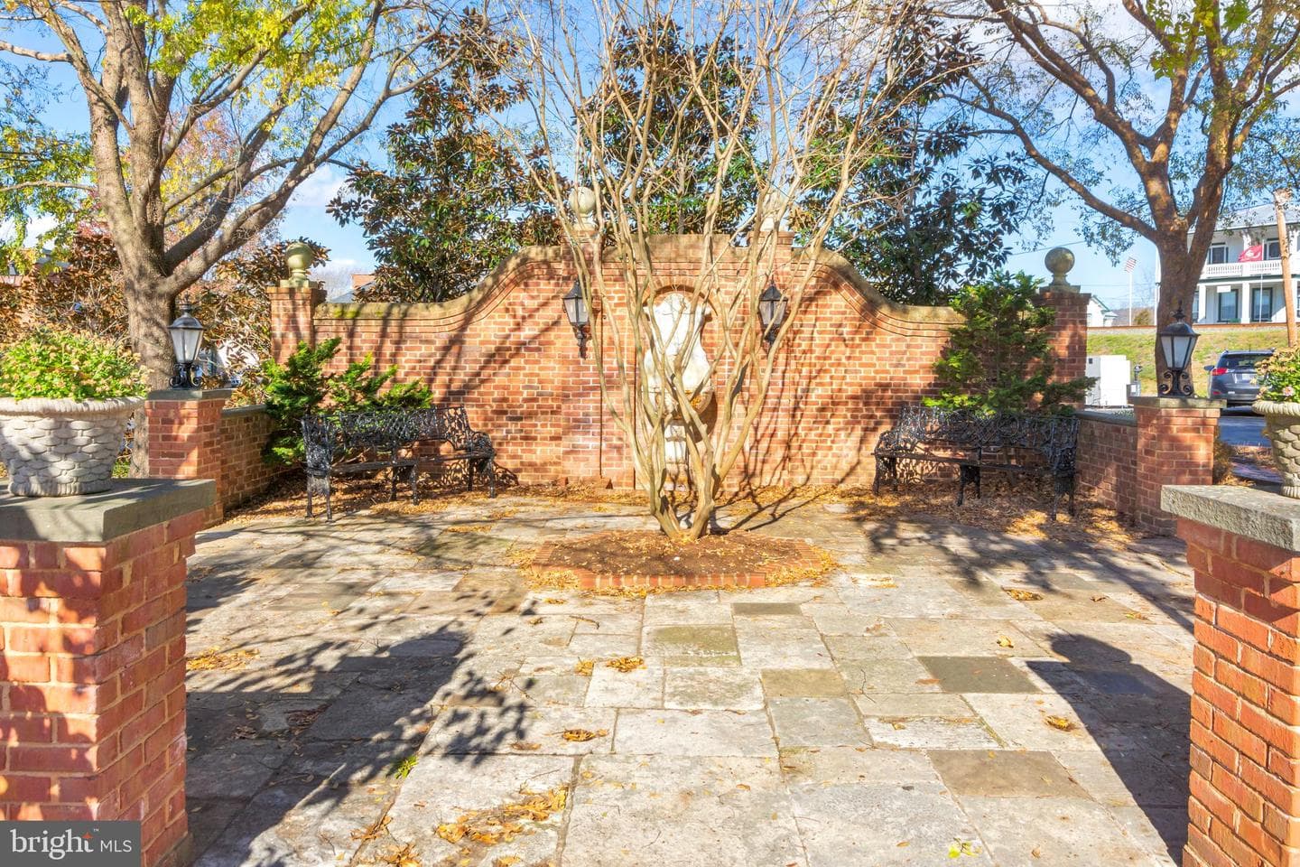 318 Union Avenue photo 37