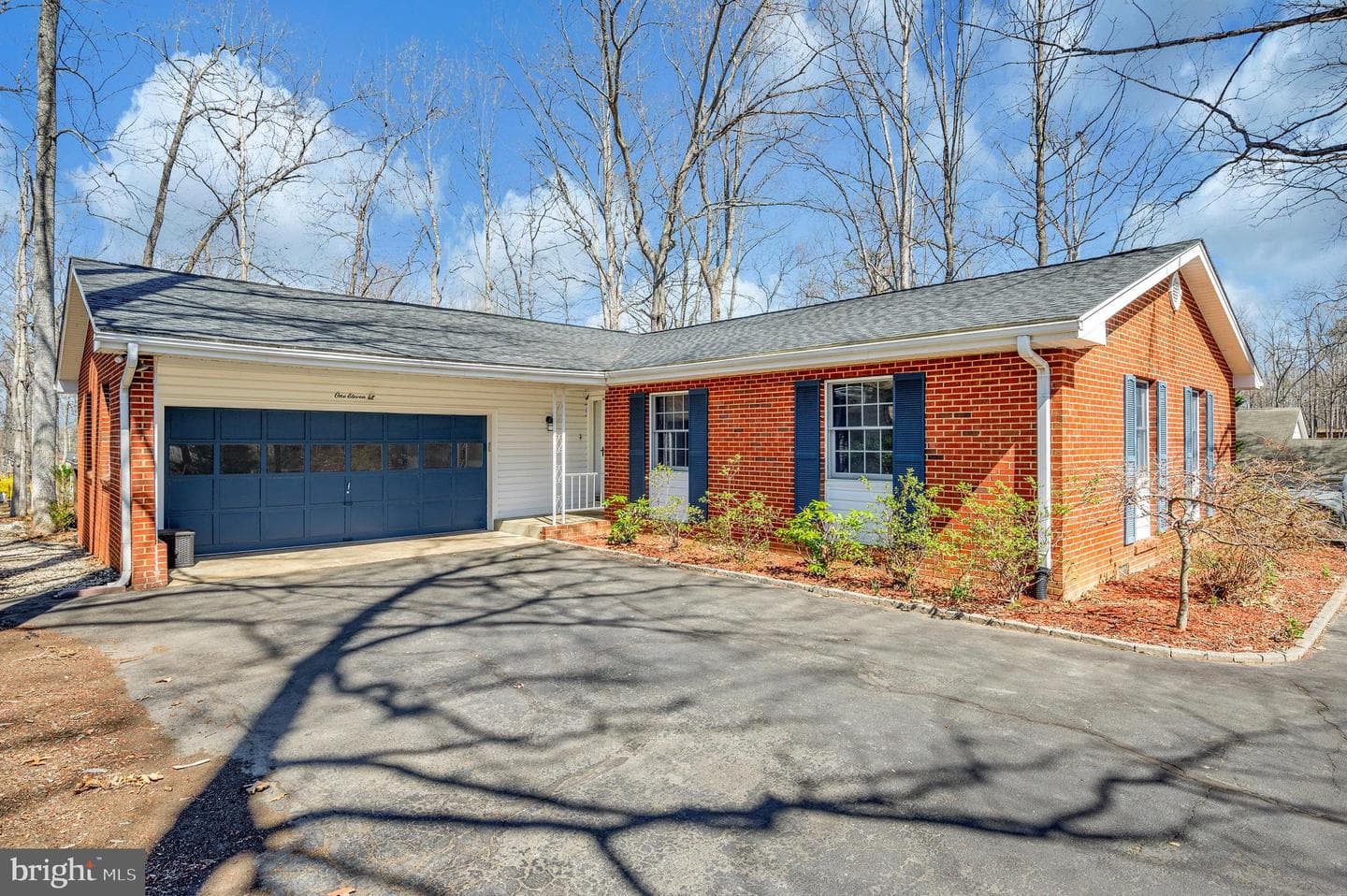 111 Fairway Drive photo 1