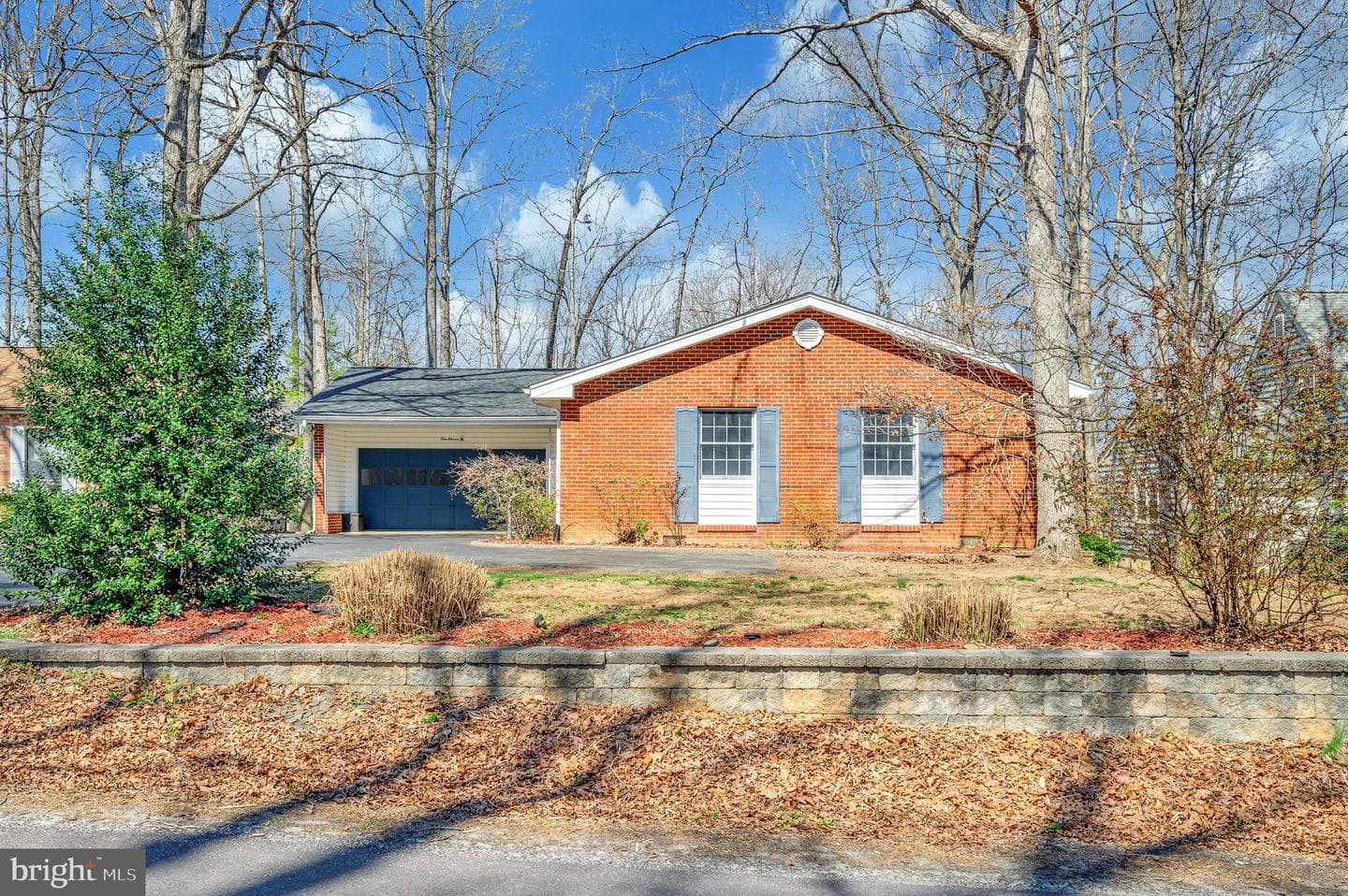 111 Fairway Drive photo 44