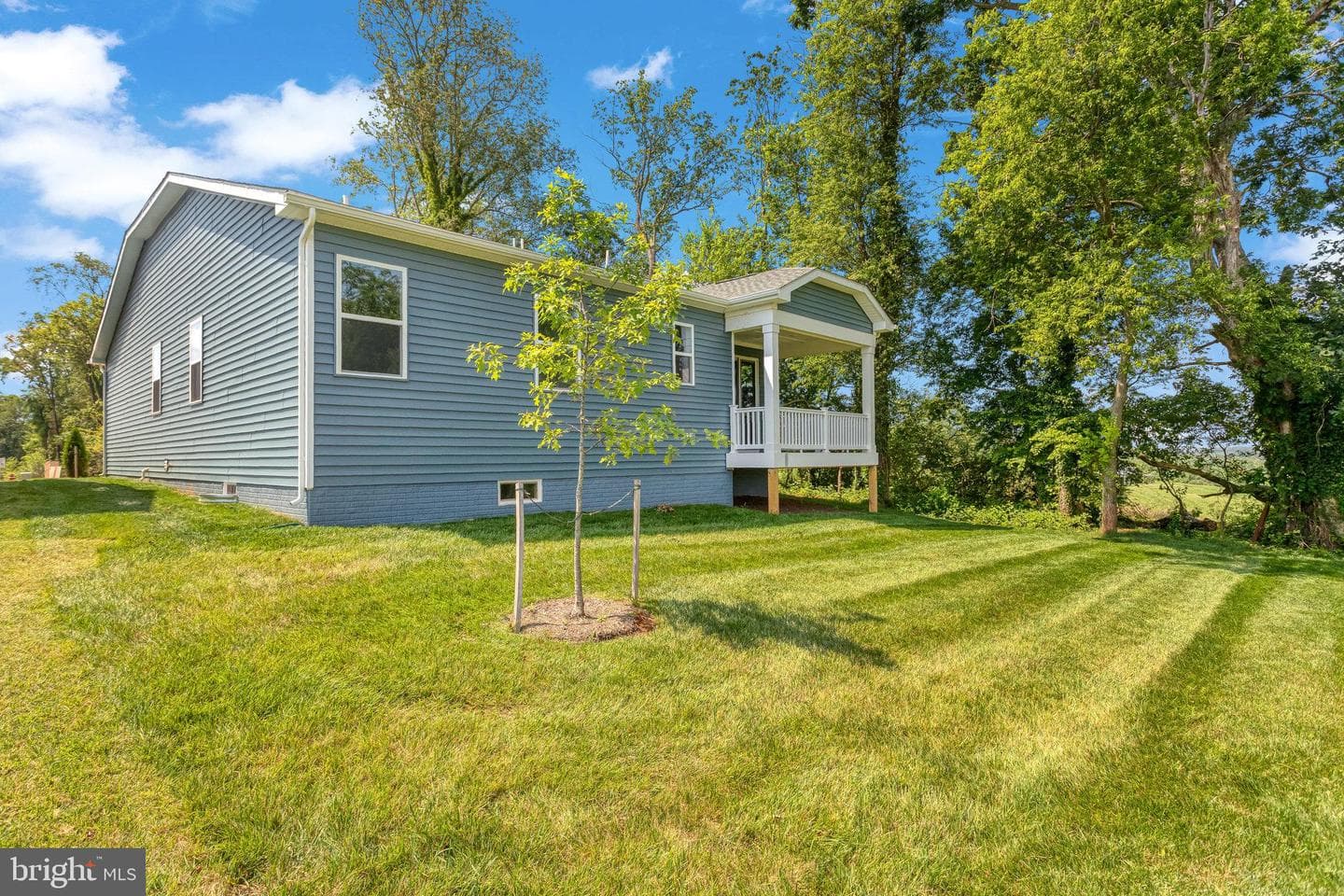 635 Clover Lane photo 32