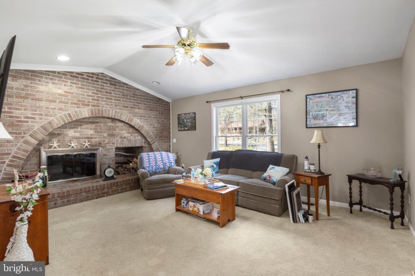 1221 Lakeview Parkway photo 4