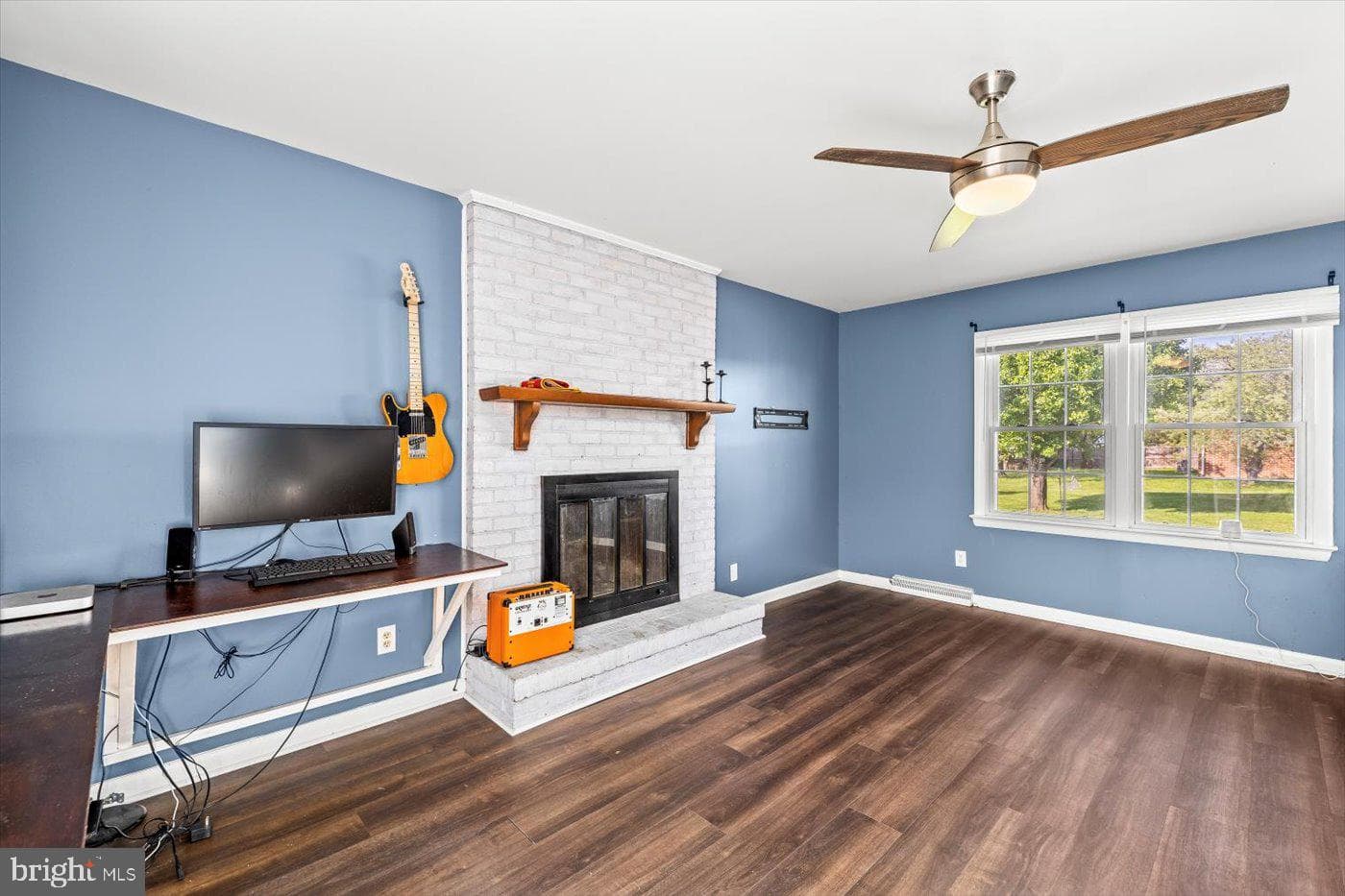 316 Grove Avenue photo 2
