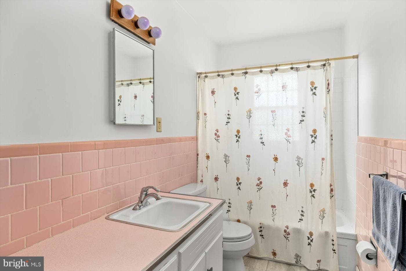316 Grove Avenue photo 9