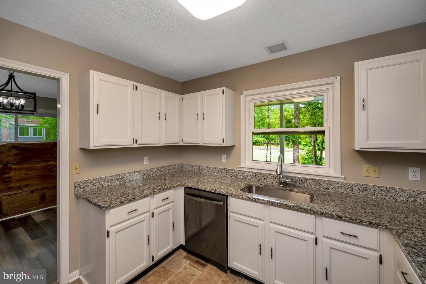 141 Eagle Court photo 31