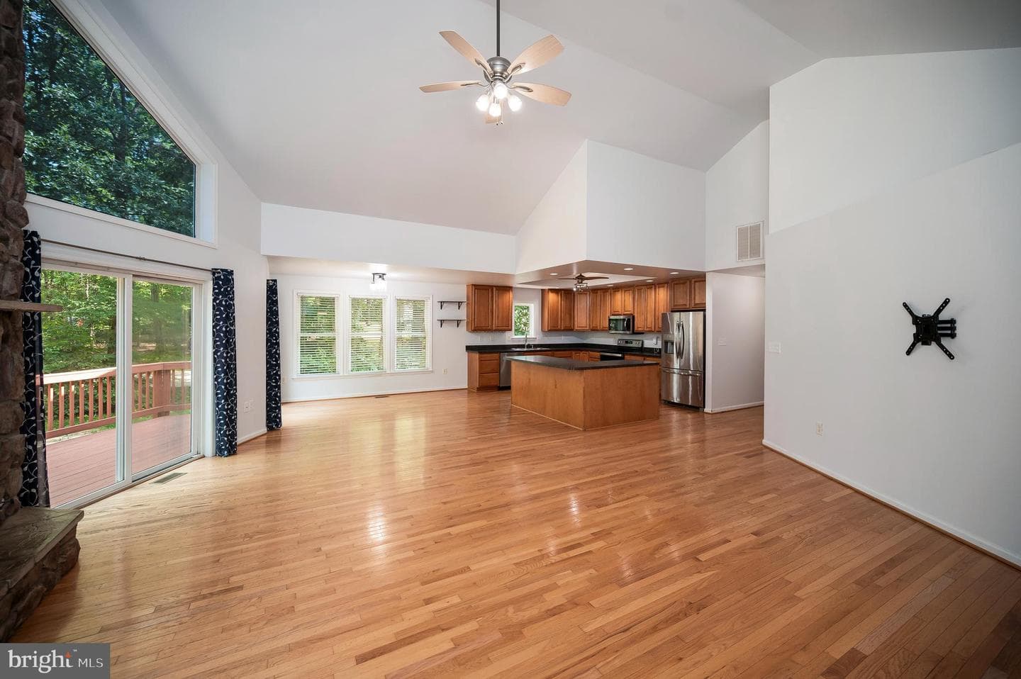 614 Yorktown Boulevard photo 20