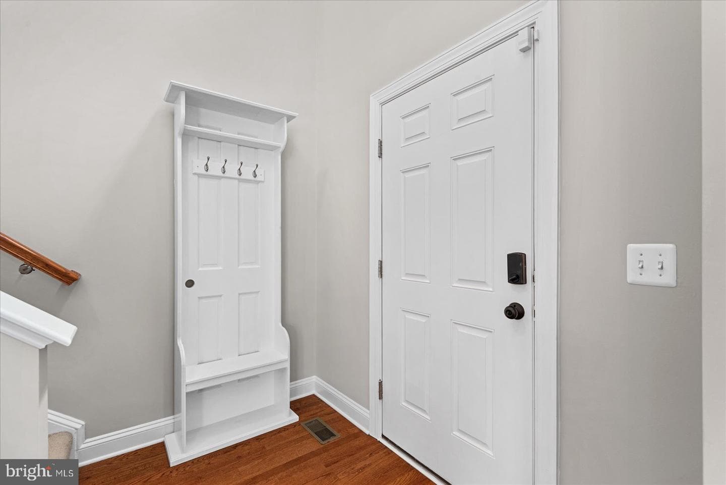 1461 Chesterfield Road photo 22