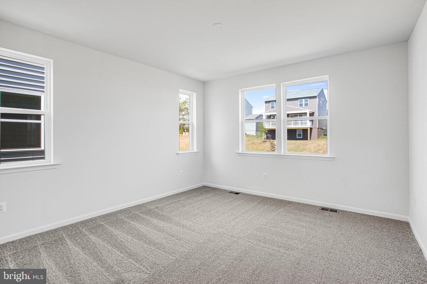 527 Aster Lane photo 17