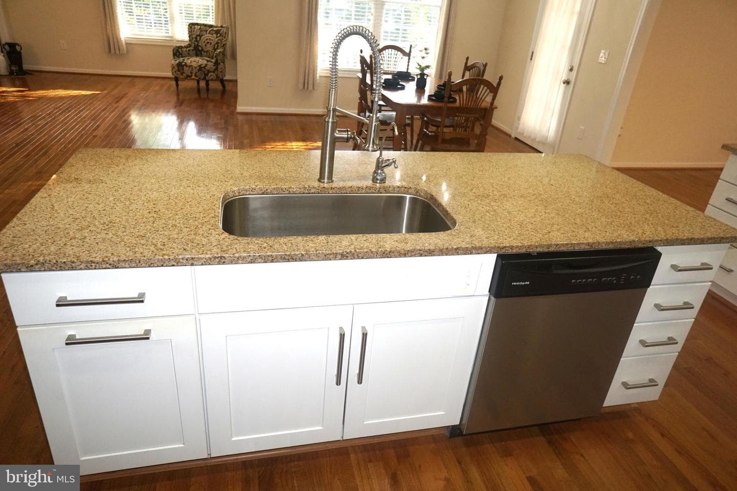 303 Stratford Circle photo 17