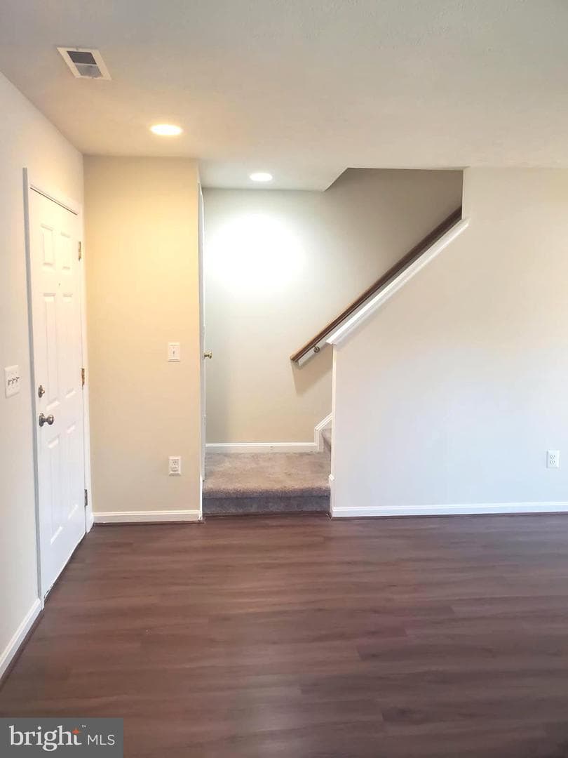 2351 Silver Fox Way photo 2