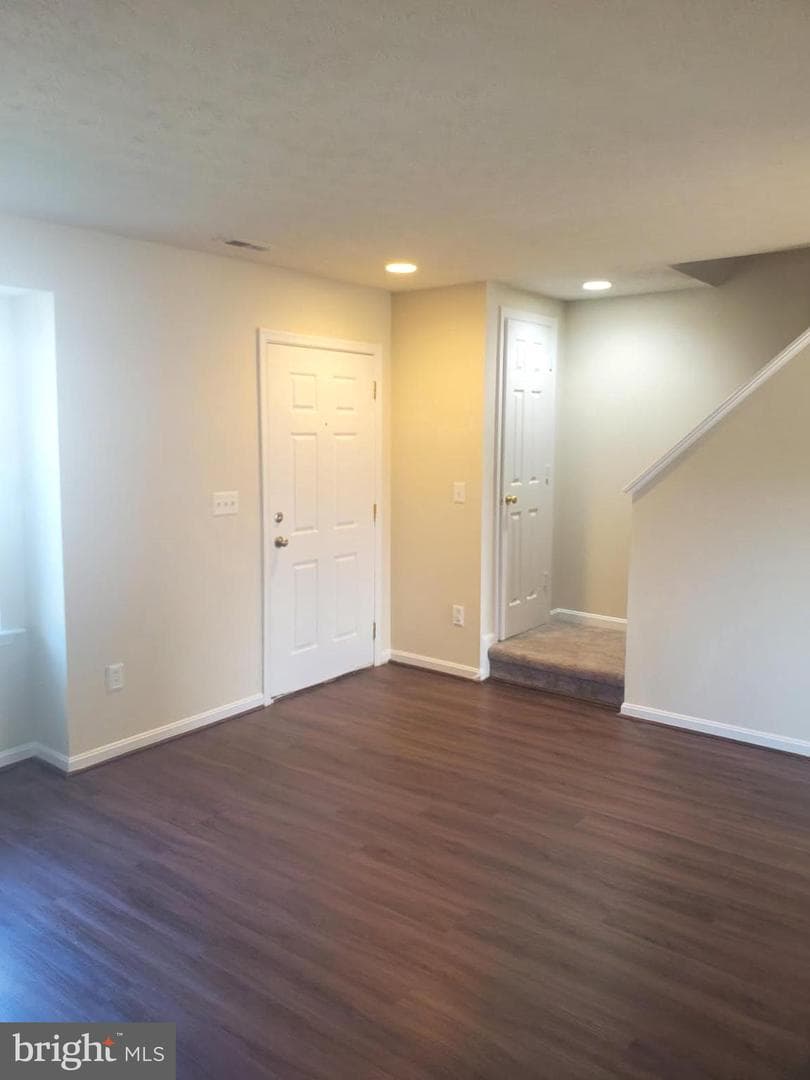 2351 Silver Fox Way photo 4