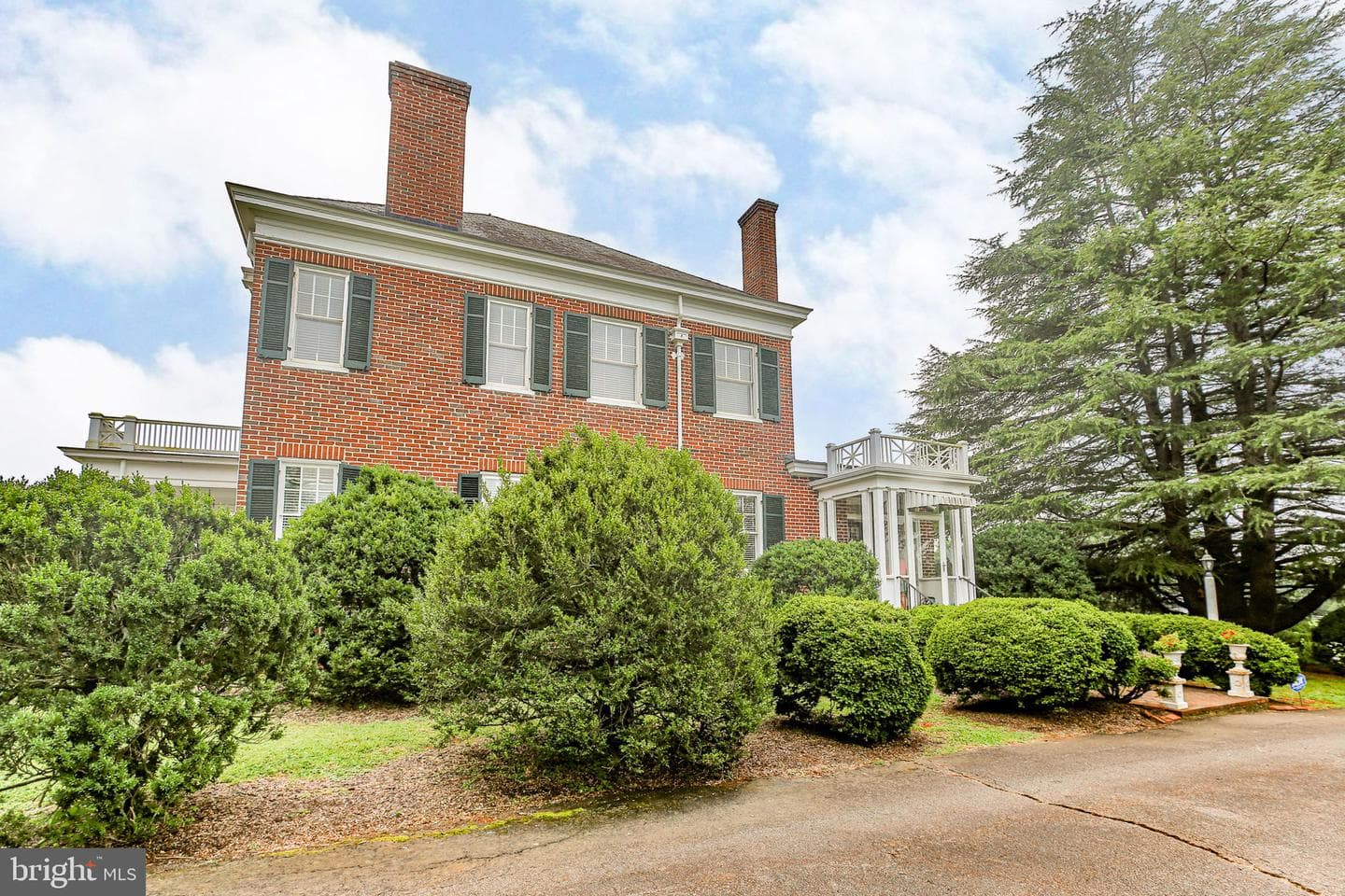 590 N Madison Road photo 10