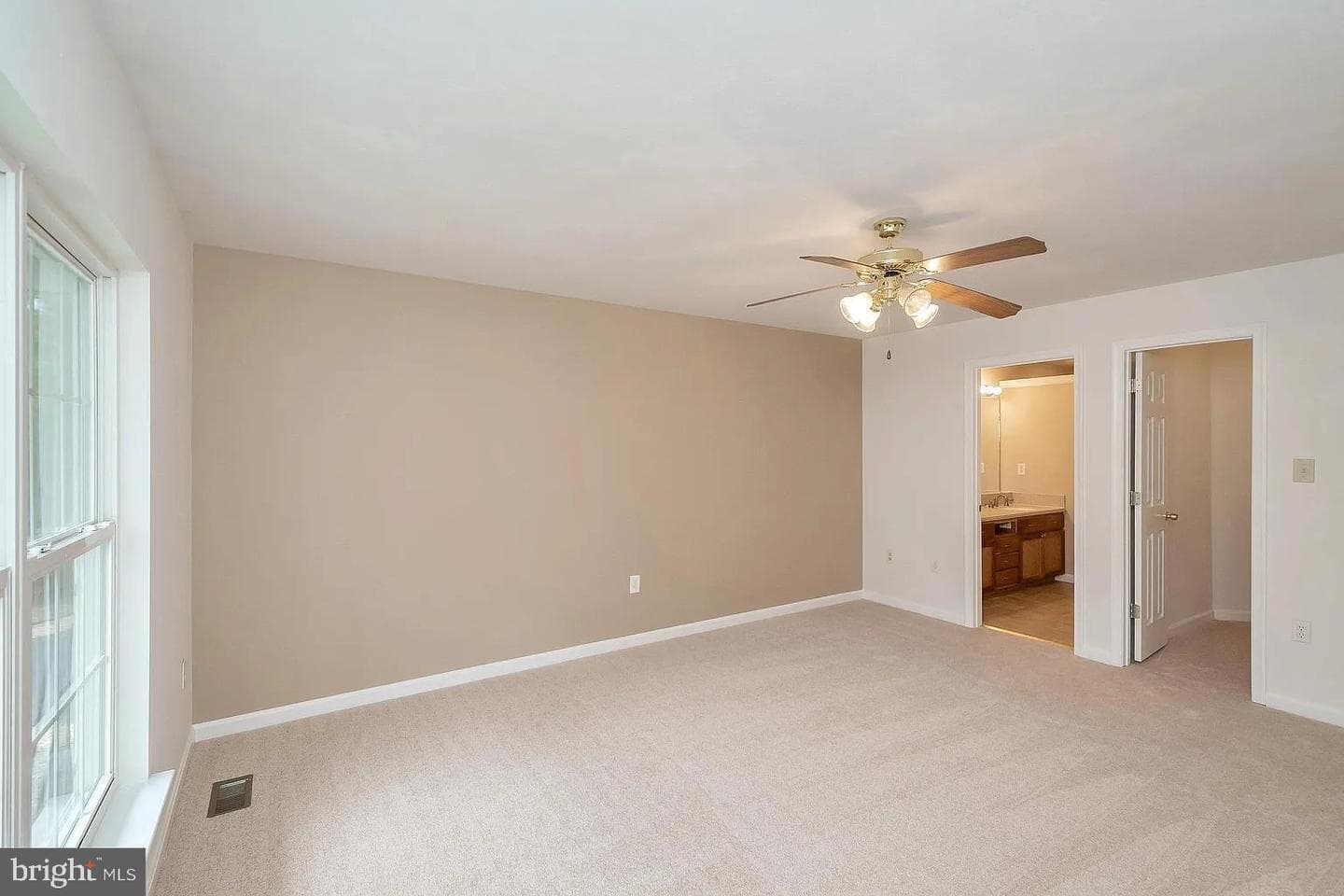 309 Liberty photo 10