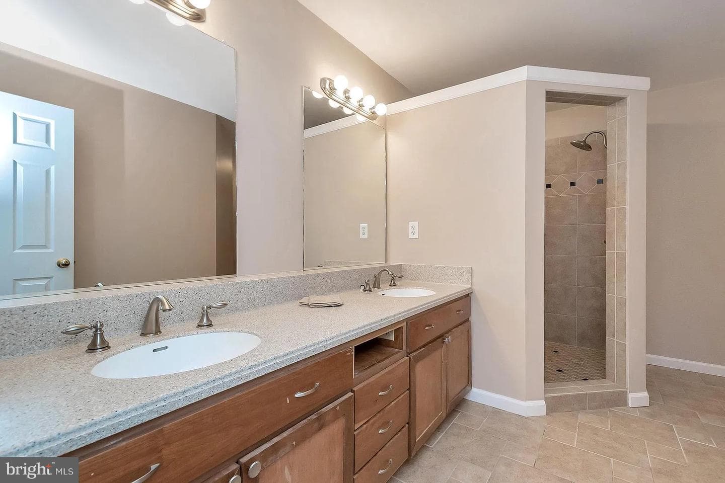 309 Liberty photo 11