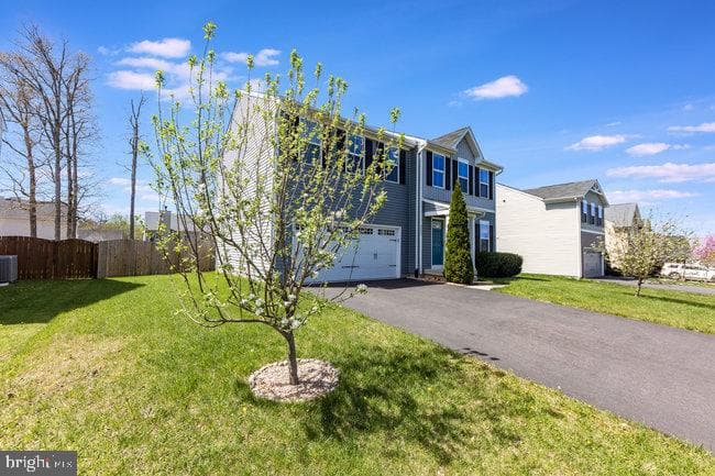 2082 Mallard Lane photo 2