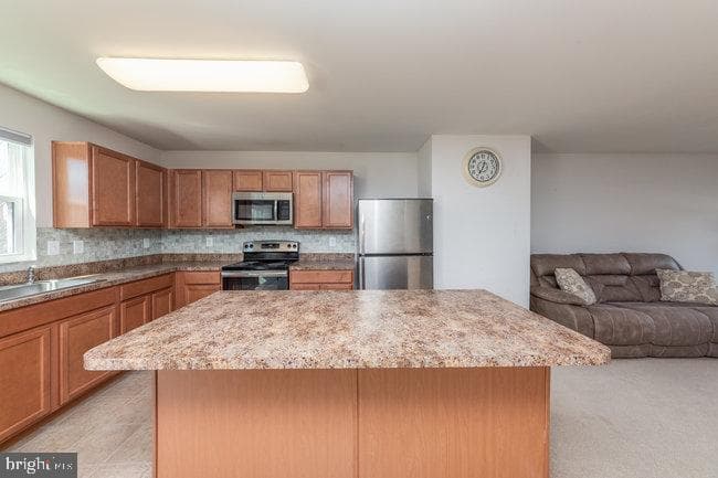 2082 Mallard Lane photo 9