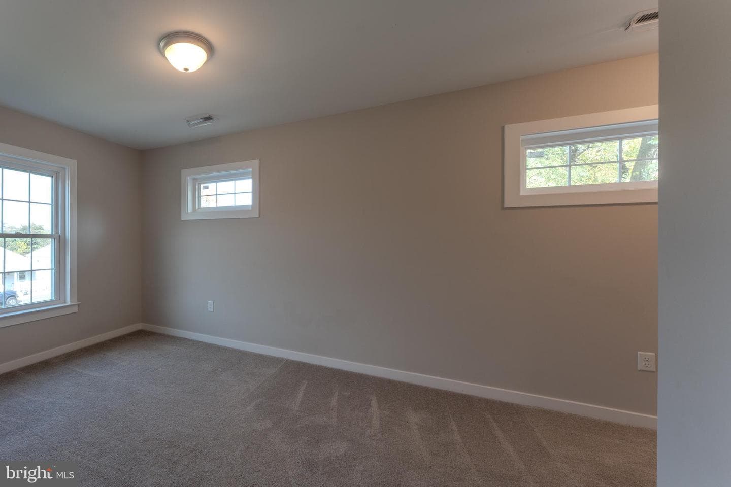 269 Montevista Ave photo 44