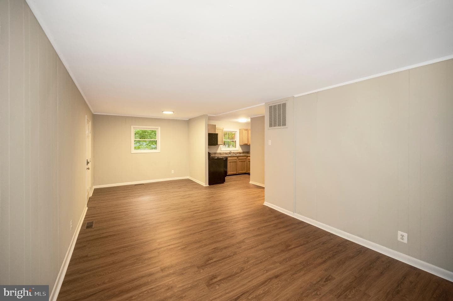 206 Stratford Circle photo 10