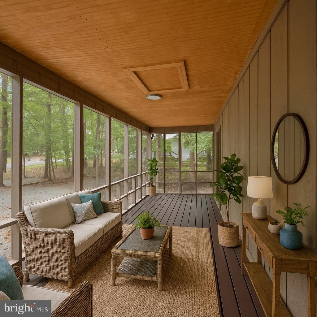 206 Stratford Circle photo 2