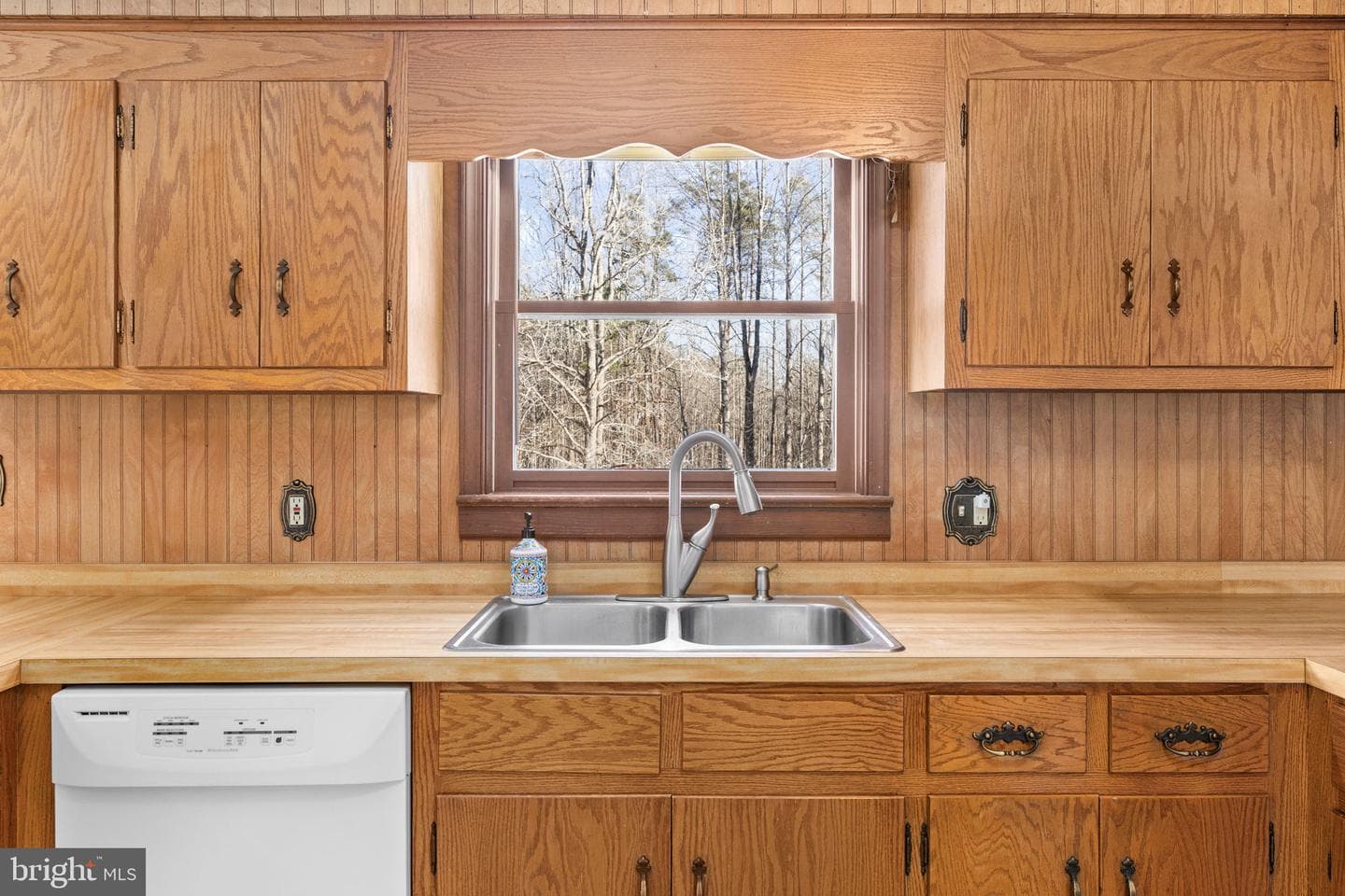 16125 Mountain Track Road photo 16