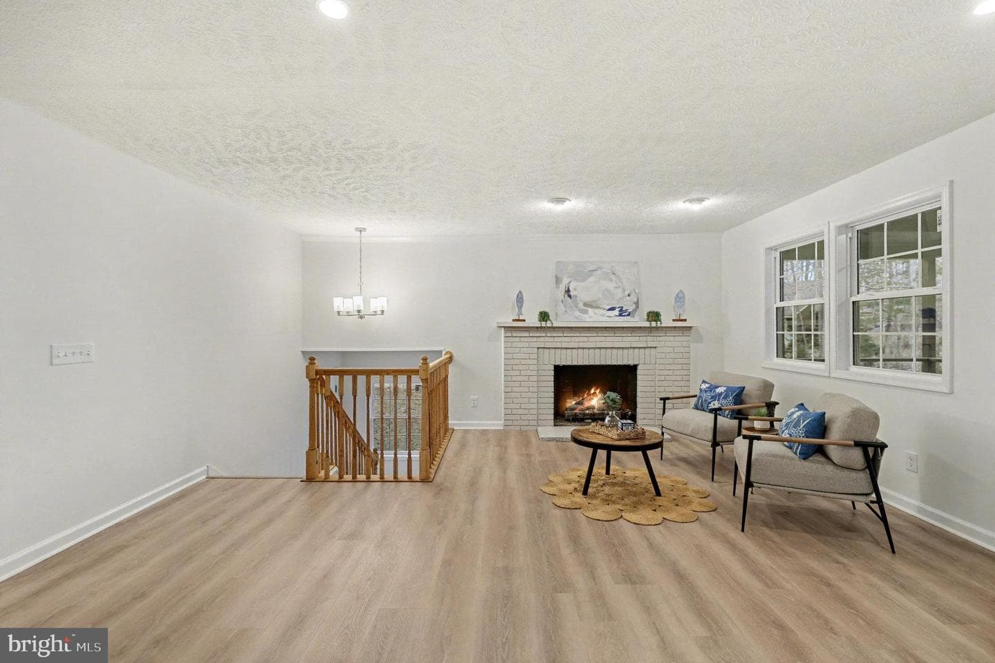 305 Green Street photo 11