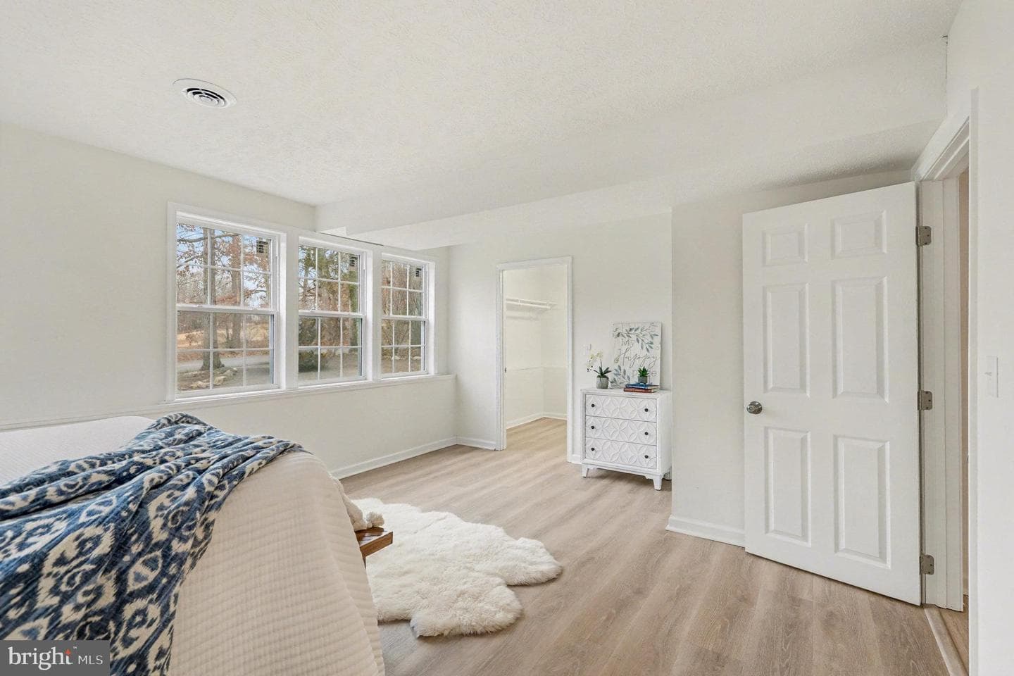 305 Green Street photo 15