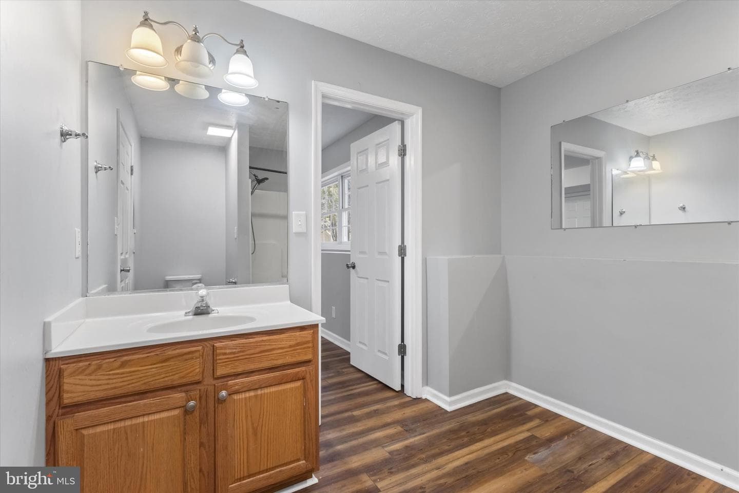 104 Carlyle Court photo 36
