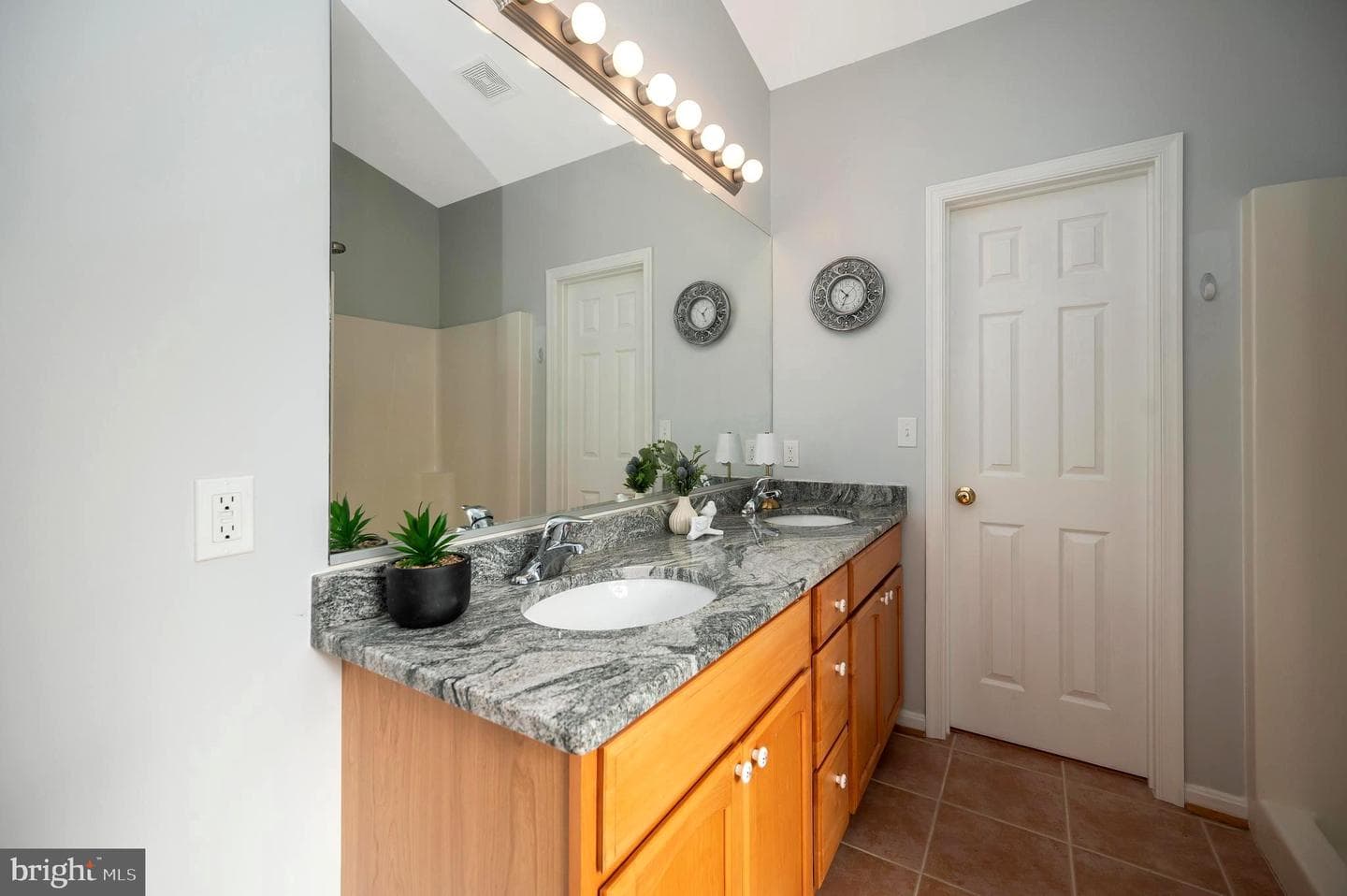 216 Battlefield Road photo 27