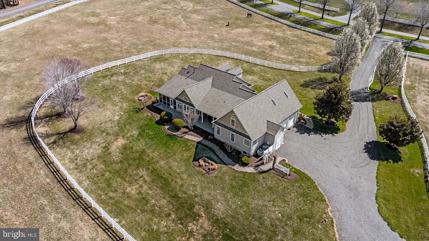8032 Meadowland Drive photo 79