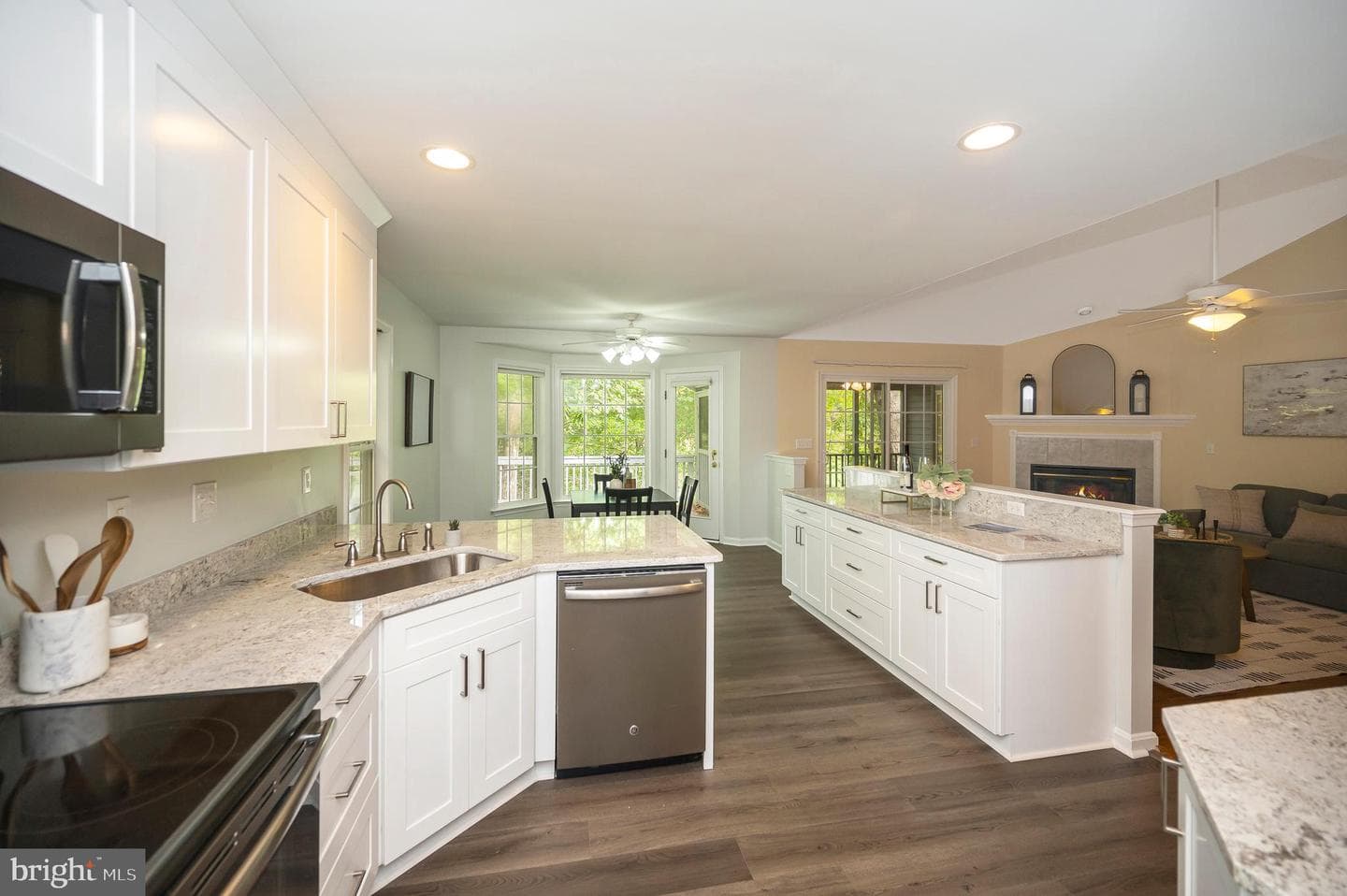 1115 Eastover Parkway photo 30