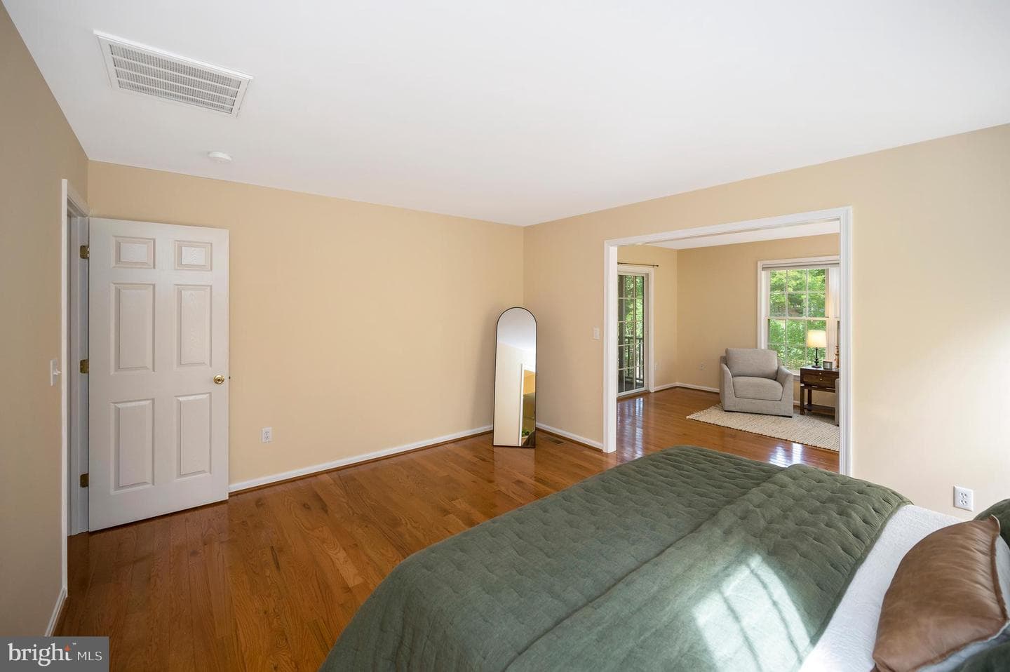1115 Eastover Parkway photo 42