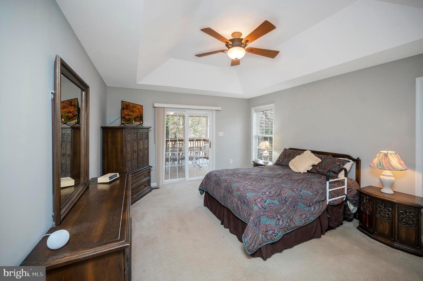 550 Harrison Circle photo 14
