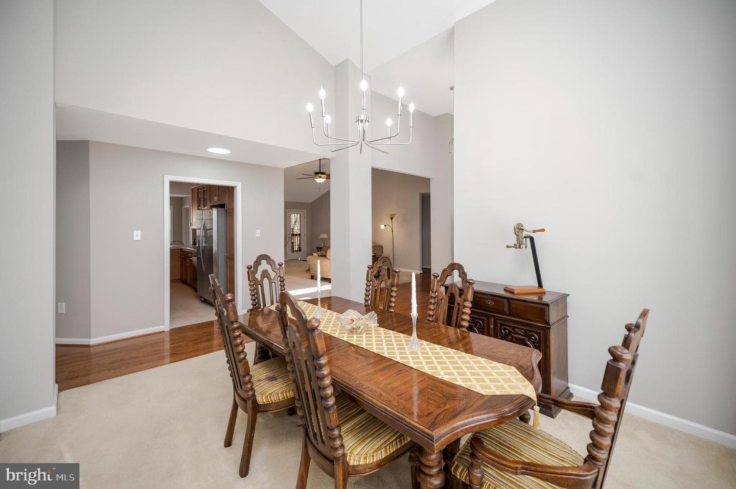 550 Harrison Circle photo 6