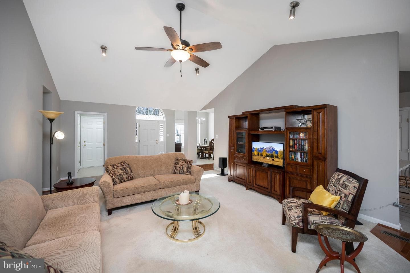550 Harrison Circle photo 7