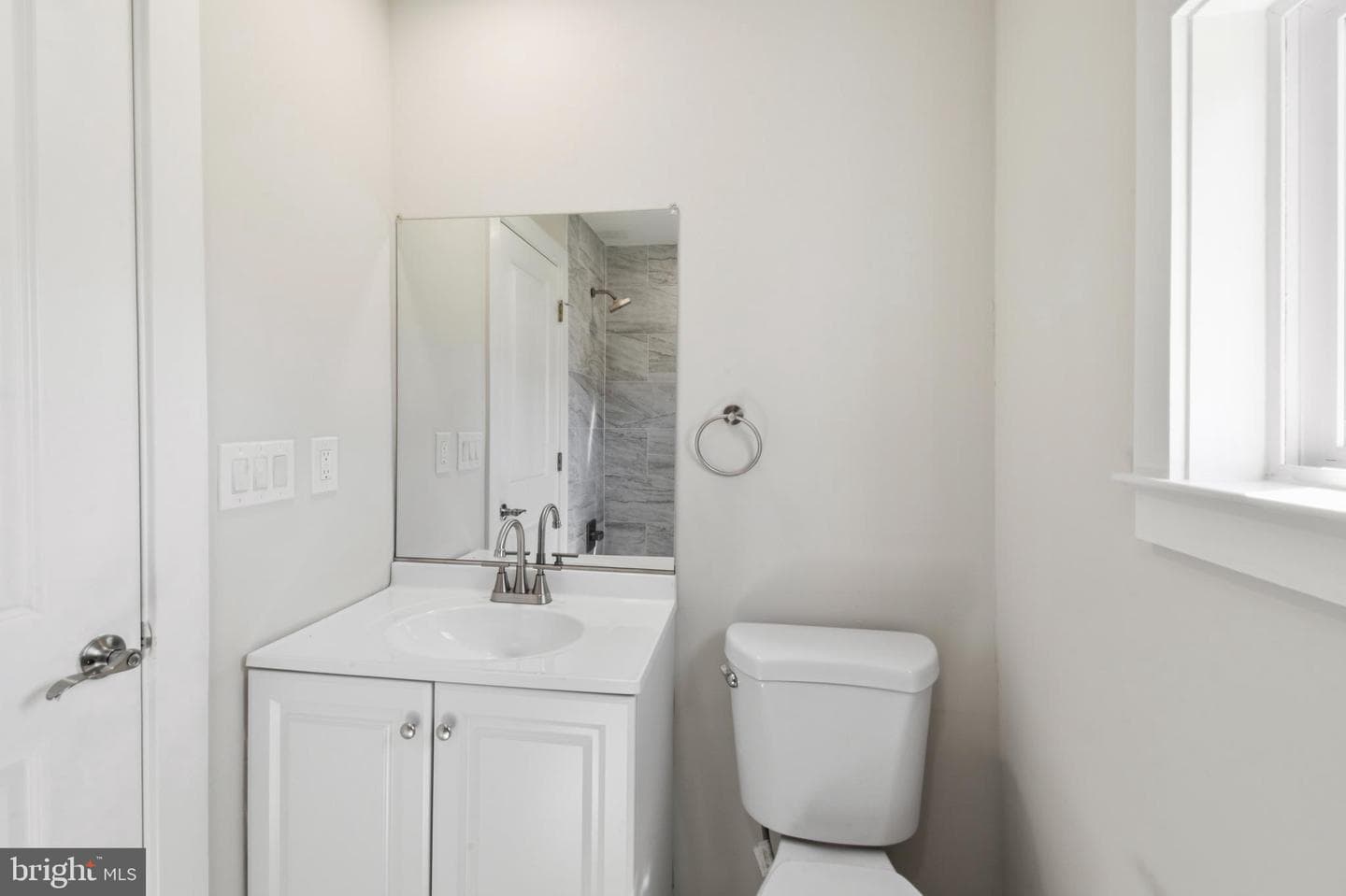 10349 Gordon Avenue photo 19