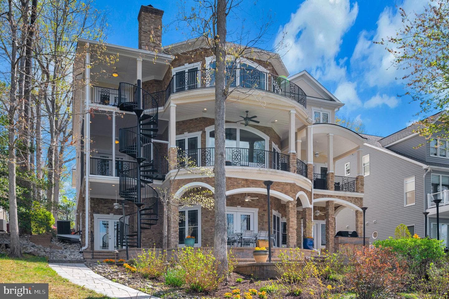 206 Madison Circle photo 112
