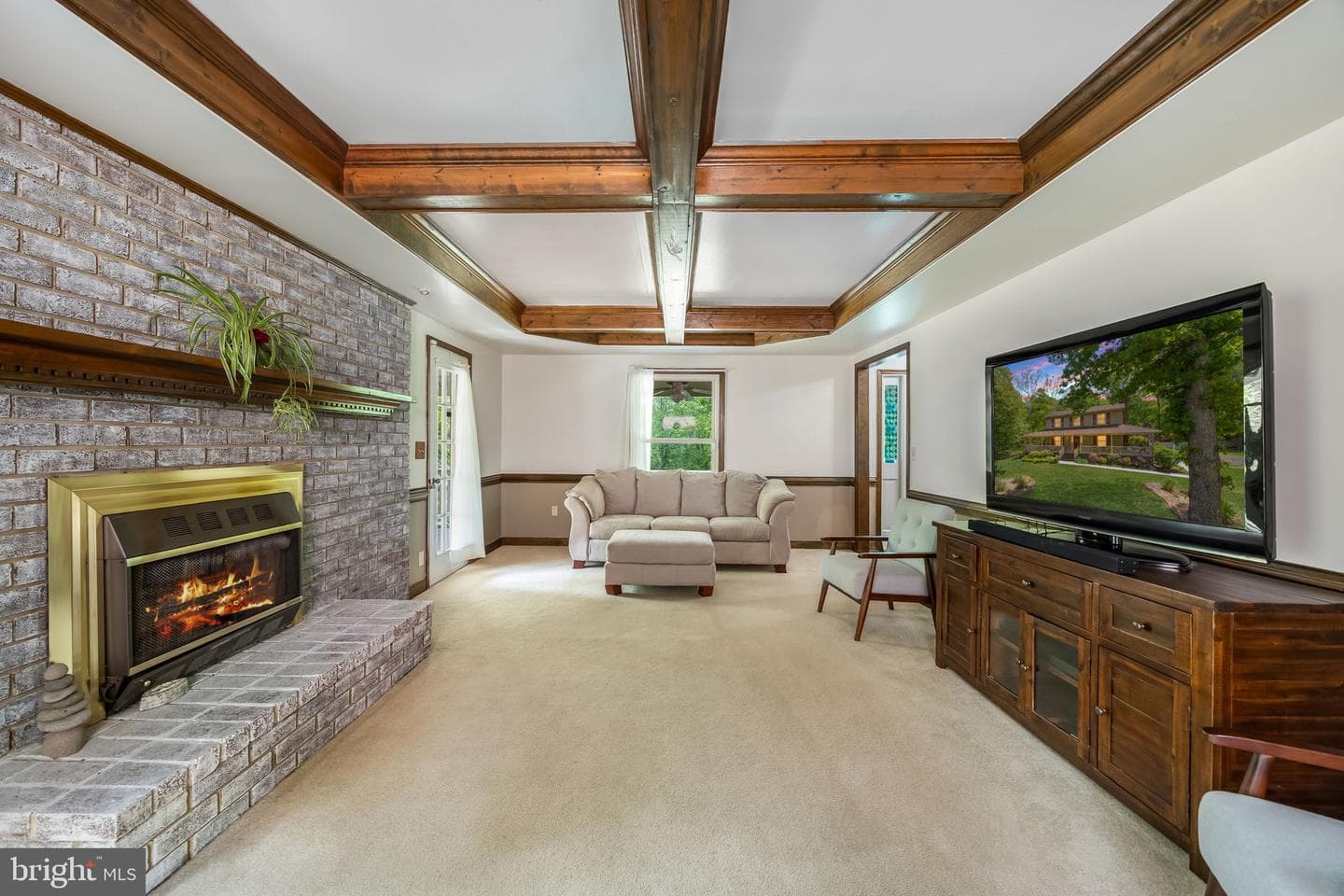 2065 Spotswood Drive photo 10