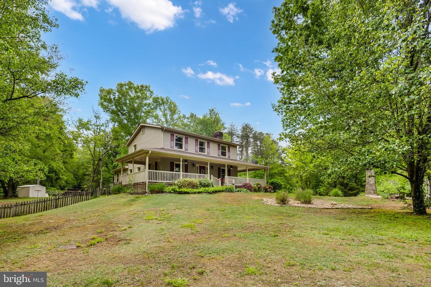 2065 Spotswood Drive photo 2