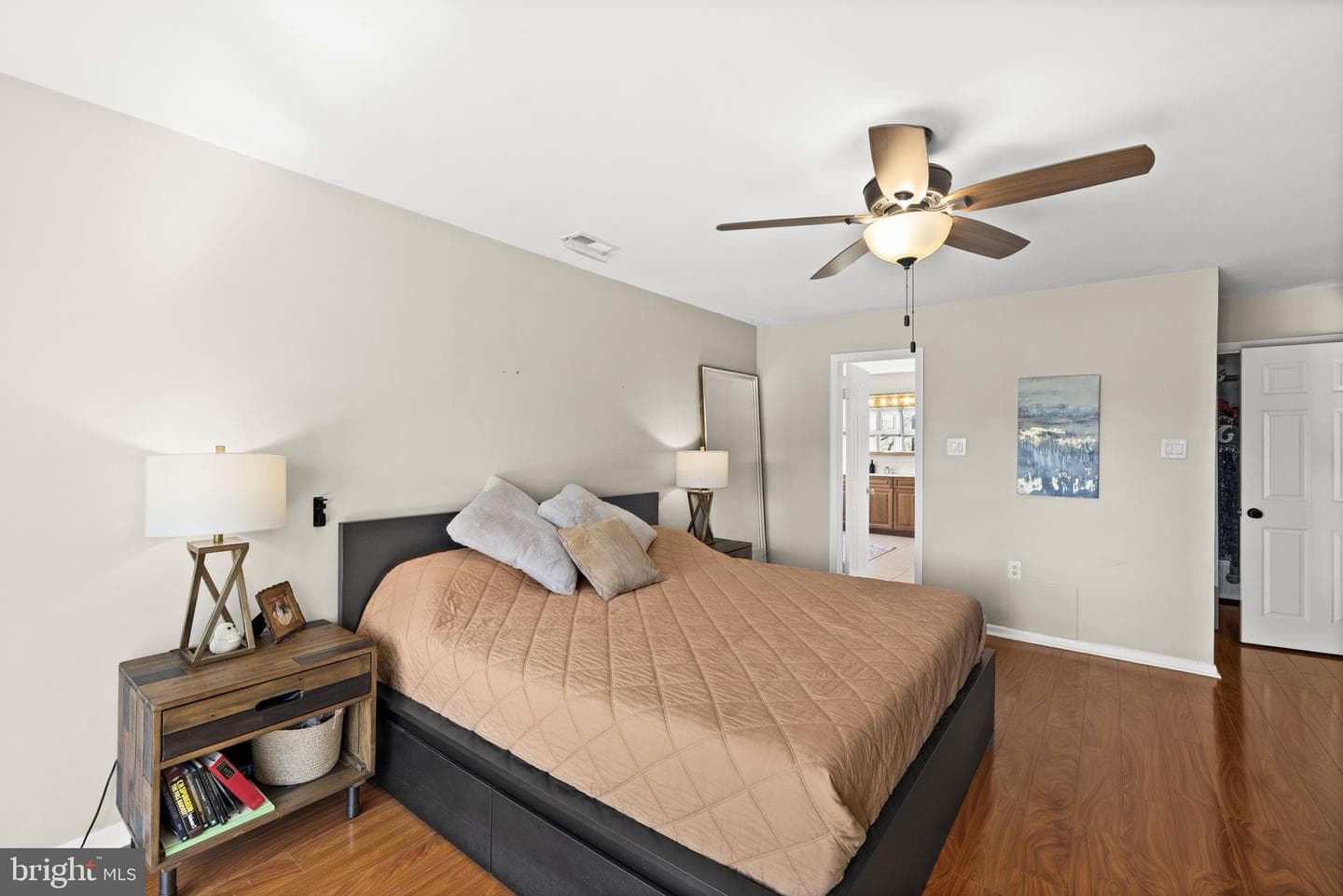 111 Chesterfield Court photo 34