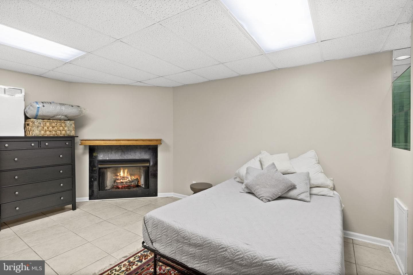 111 Chesterfield Court photo 42