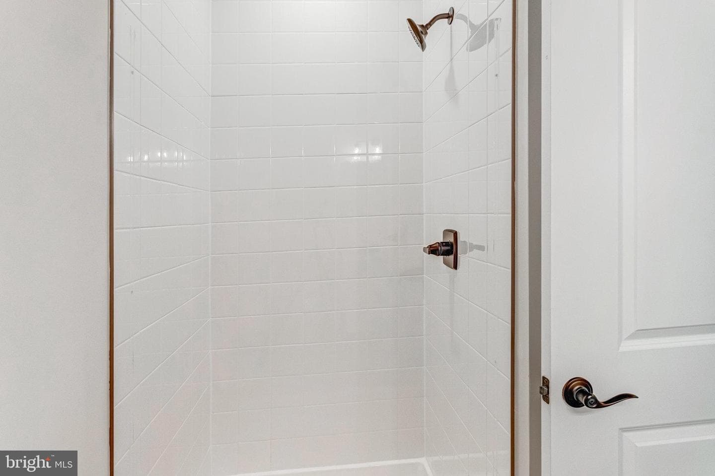529 Aster Lane photo 7