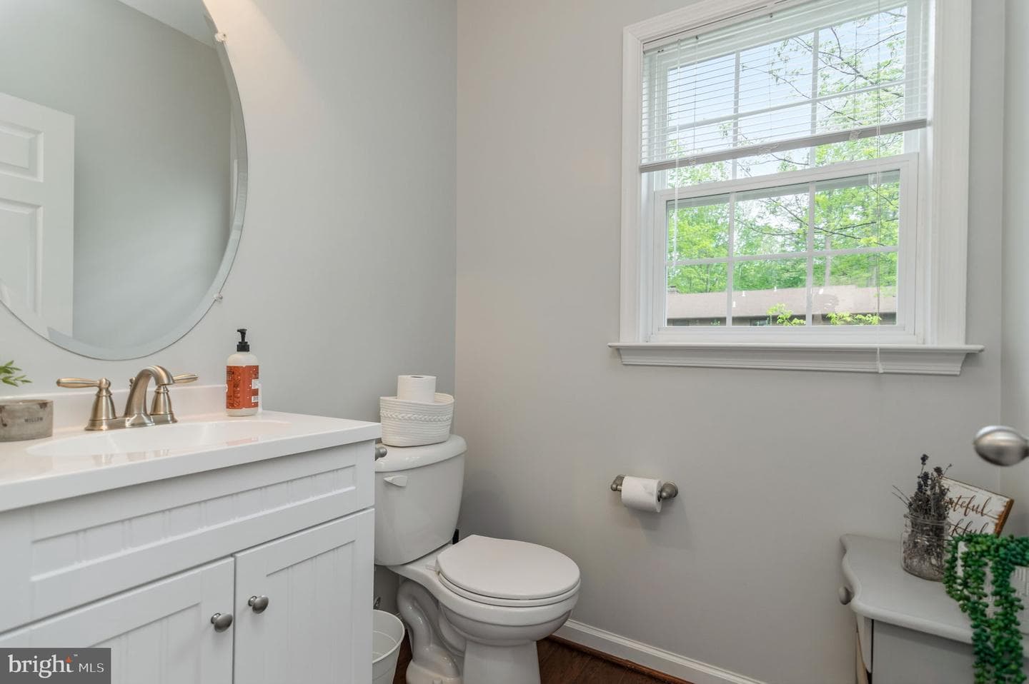 2913 Lakeview Parkway photo 6